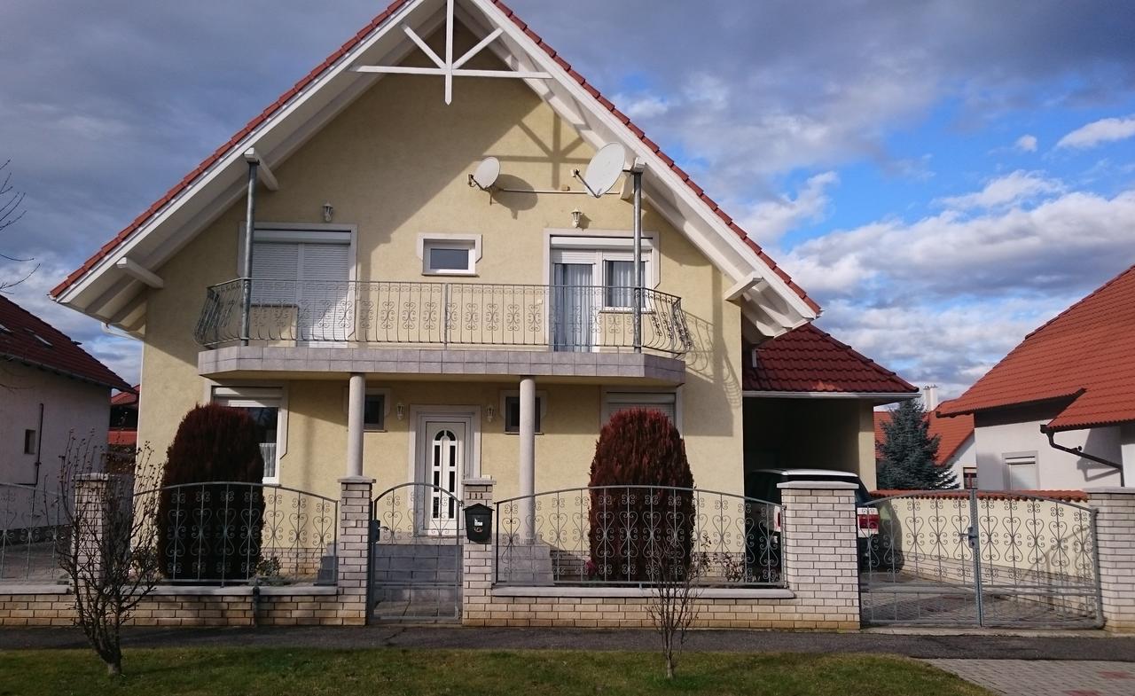 Natalie Appartment Bük Kültér fotó